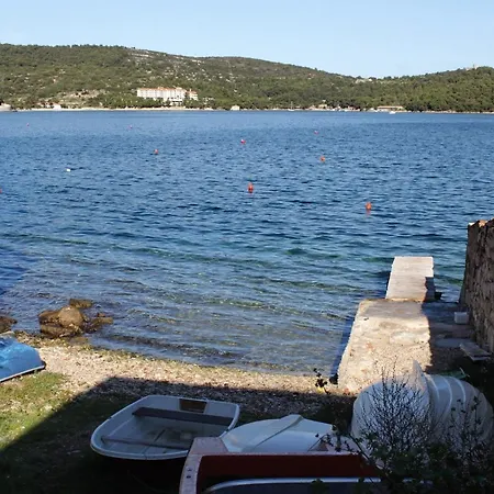 With A Parking Space - 8938 Vis