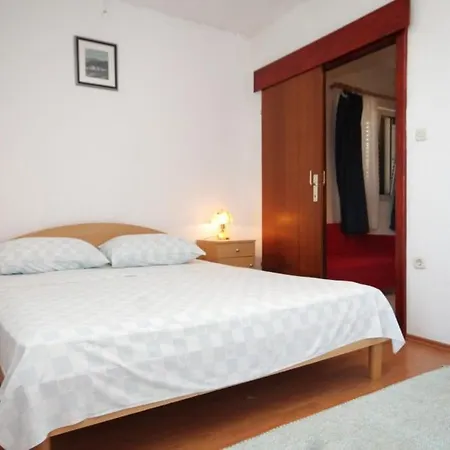 Appartamento With A Parking Space - 8938 Vis