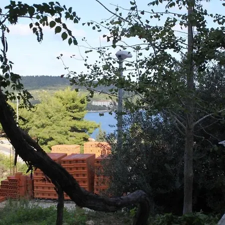 With A Parking Space - 8938 *